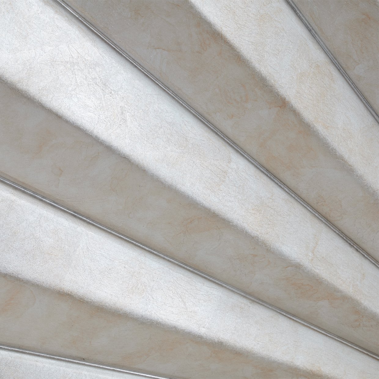 Fantosini   Finish: Silver Leaf - Image 7