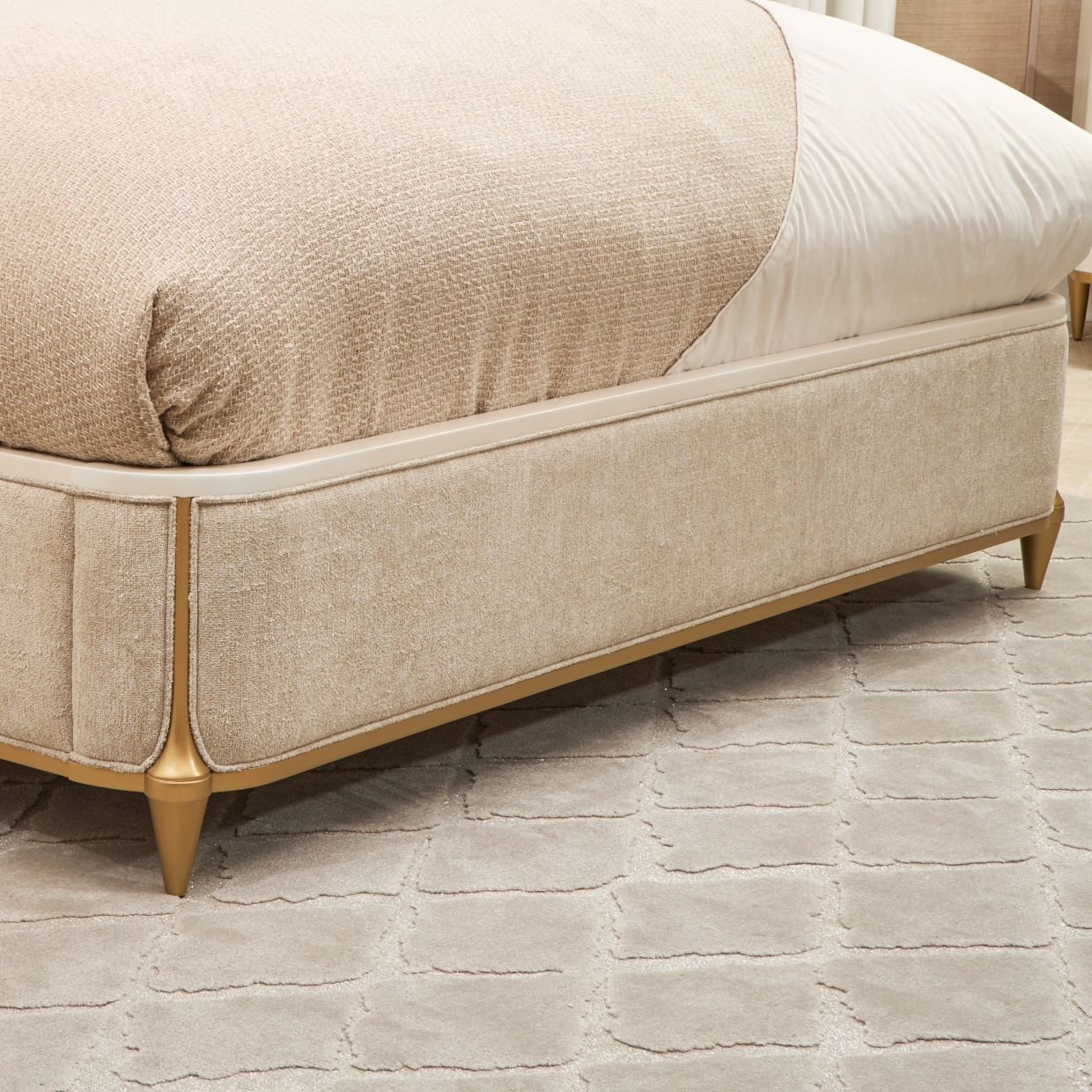 scotts square Finish: Light Champagne - Image 7