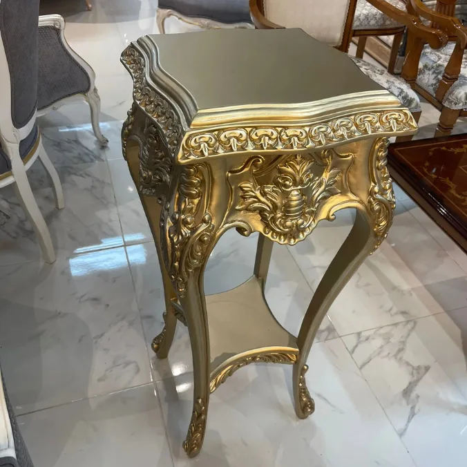 Luxury Gold Stand