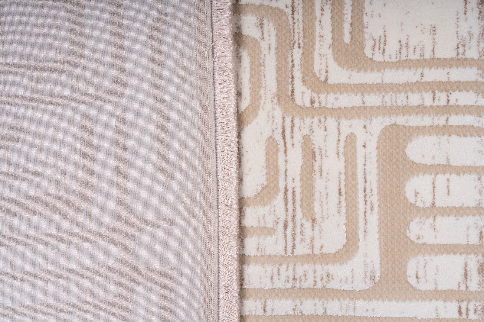 Persian silk carpet - Image 4